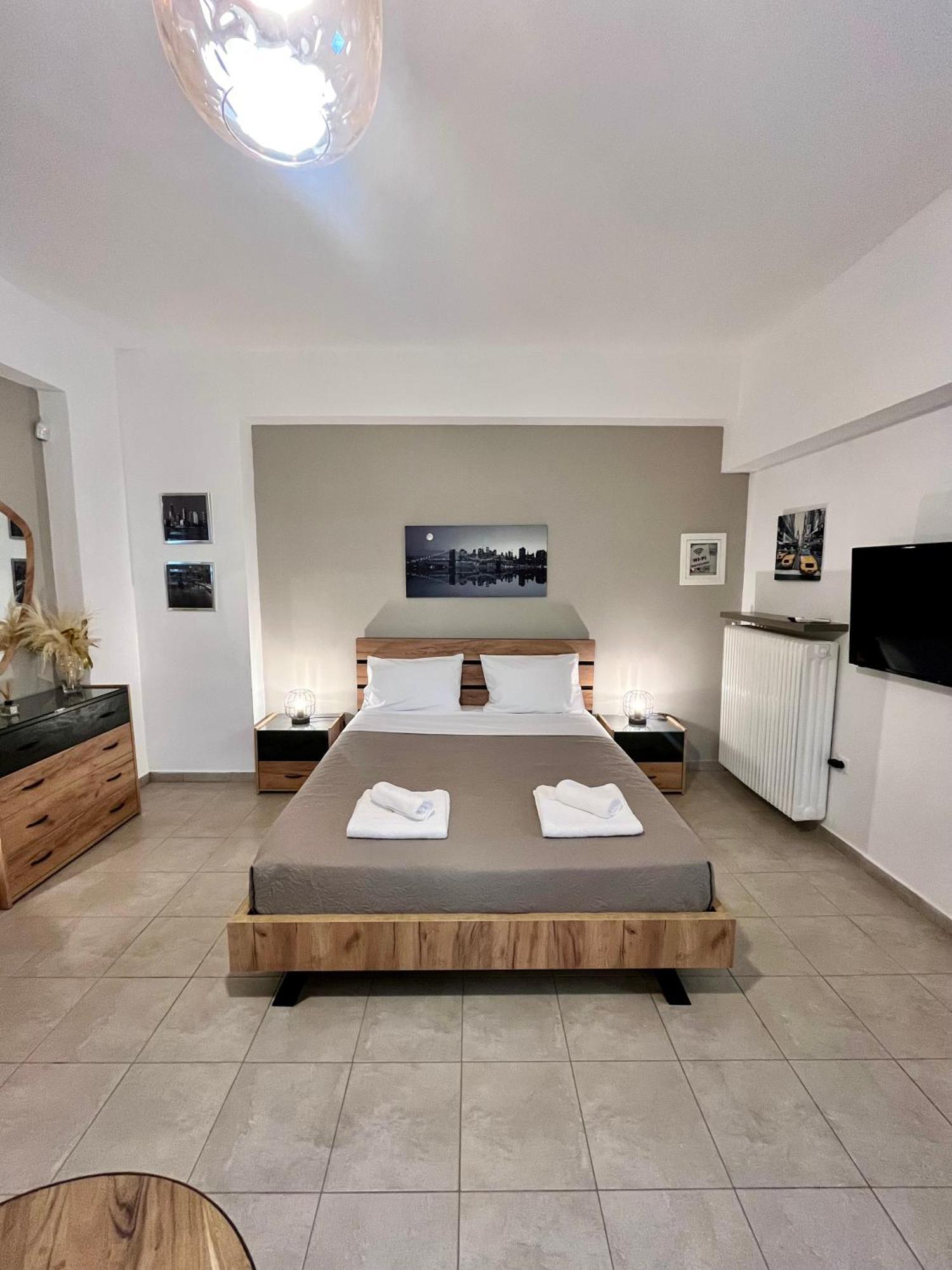 Lia'S Luxury Apartment - Near Airport Koropion Ngoại thất bức ảnh