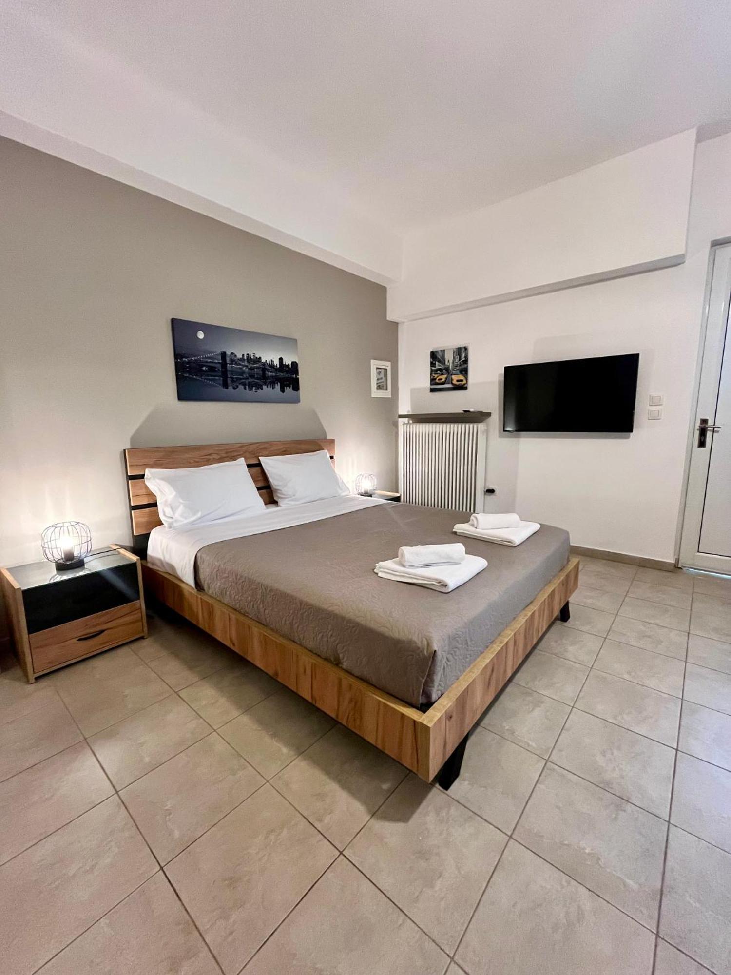 Lia'S Luxury Apartment - Near Airport Koropion Ngoại thất bức ảnh