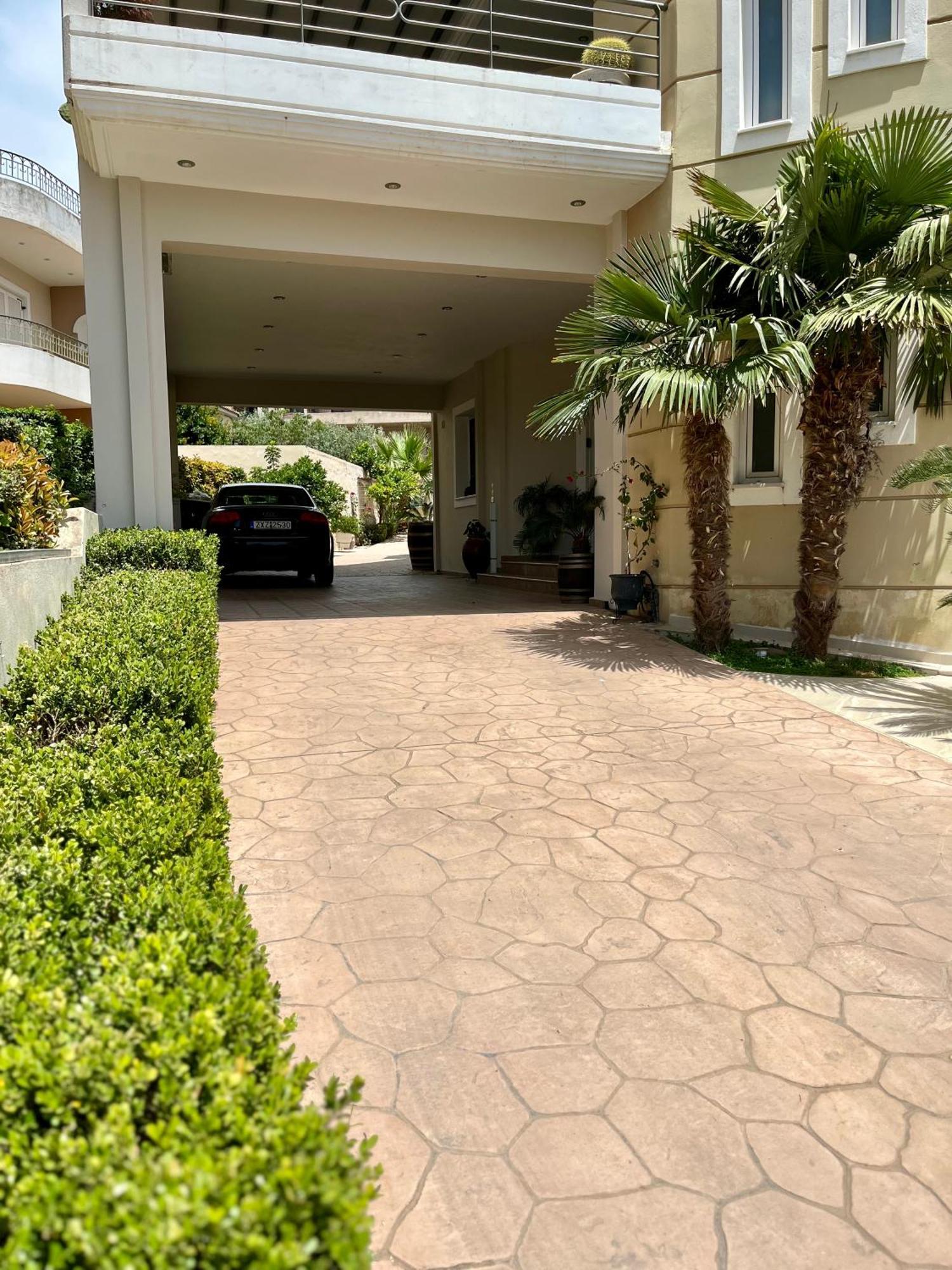 Lia'S Luxury Apartment - Near Airport Koropion Ngoại thất bức ảnh